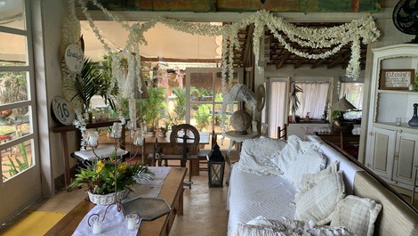 CasaMar-Casa de Vila en el lujo de un pueblo de pescadores.