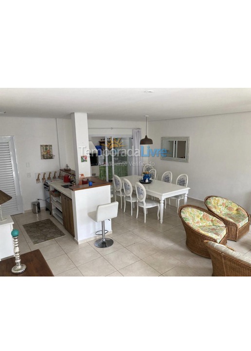 Casa para aluguel de temporada em São Sebastião (Maresias)