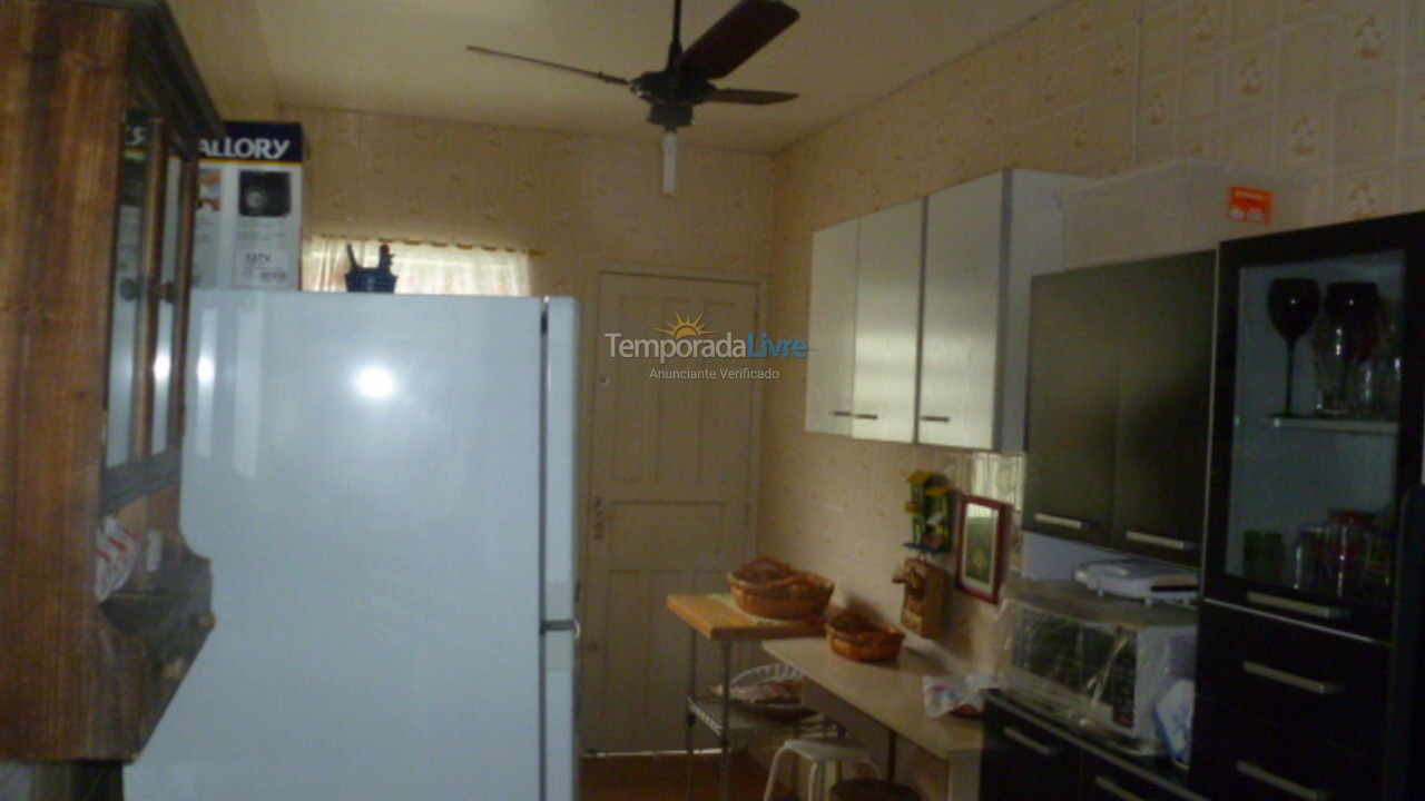 Casa para alquiler de vacaciones em Ubatuba (Lagoinha)