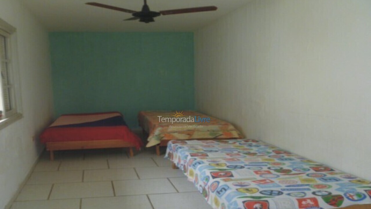 Casa para alquiler de vacaciones em Ubatuba (Lagoinha)