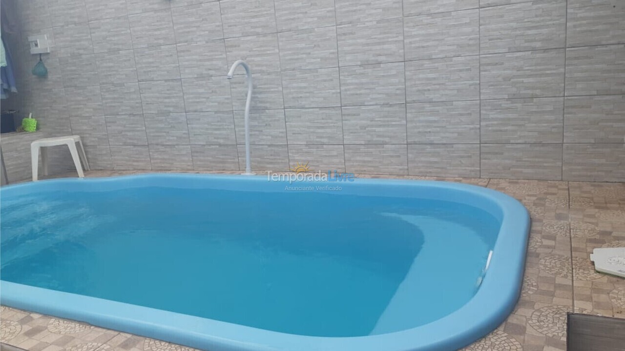 Casa para alquiler de vacaciones em Ubatuba (Praia do Lázaro)