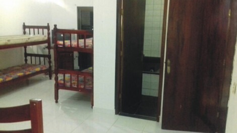 Large family house 20 people with pool Maranduba beach