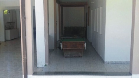 Large family house 20 people with pool Maranduba beach