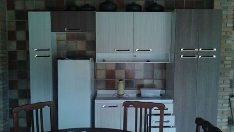 Espaçosa casa 4 dorm Praia Maranduba com Piscina 0464