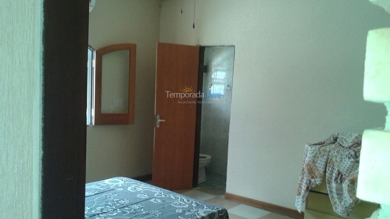 Casa para aluguel de temporada em Ubatuba (Maranduba)