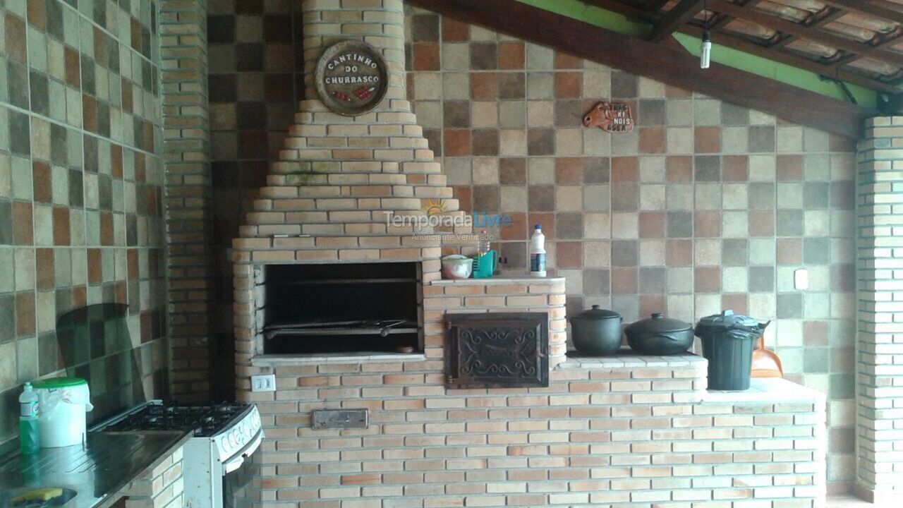 Casa para aluguel de temporada em Ubatuba (Maranduba)