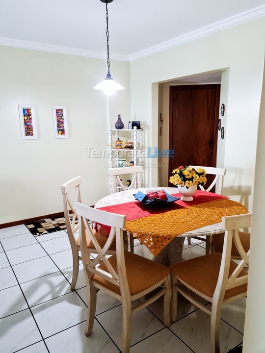 Apartamento para alquiler de vacaciones em Itapema (Meia Praia)