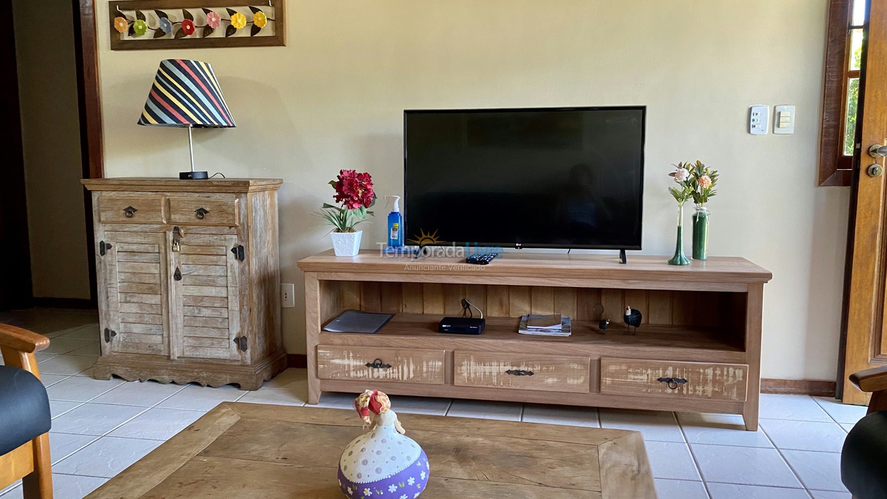 Casa para aluguel de temporada em Armação dos Búzios (Praia de Manguinhos)