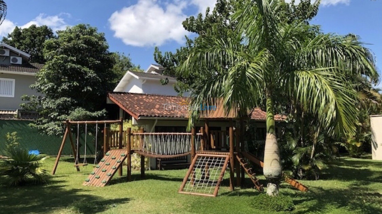 Casa para aluguel de temporada em São Sebastião (Maresias)