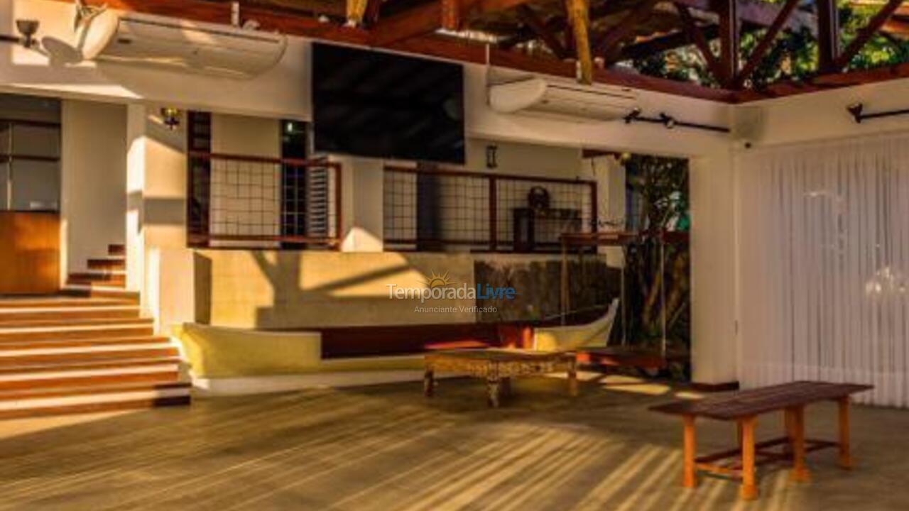 Casa para alquiler de vacaciones em Guarujá (Praia do Tombo)