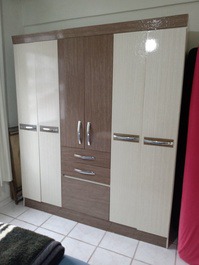 Apartamento 2 quartos disponível ano todo, Praia Central