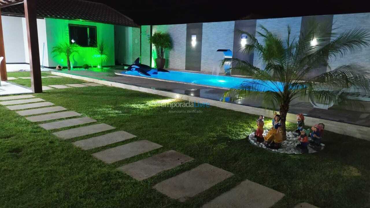 House for vacation rental in Fundão (Praia Grande)