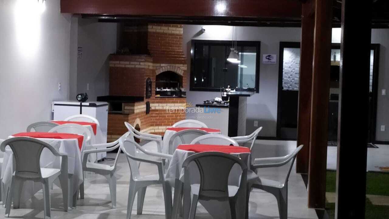 House for vacation rental in Fundão (Praia Grande)