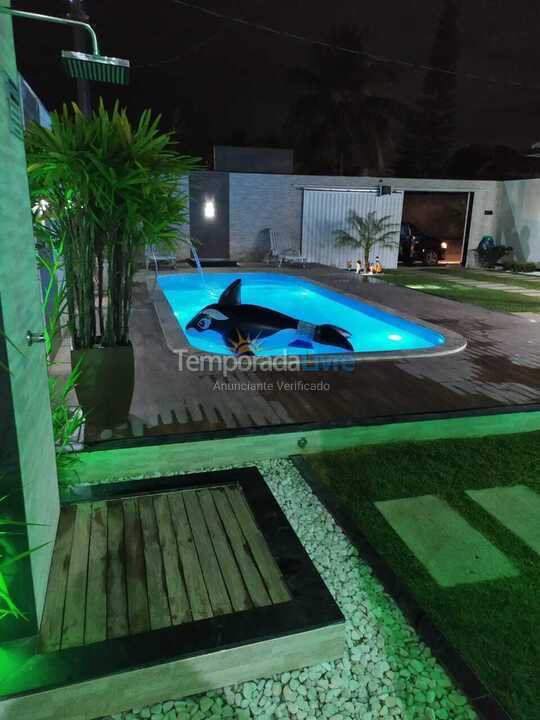 House for vacation rental in Fundão (Praia Grande)