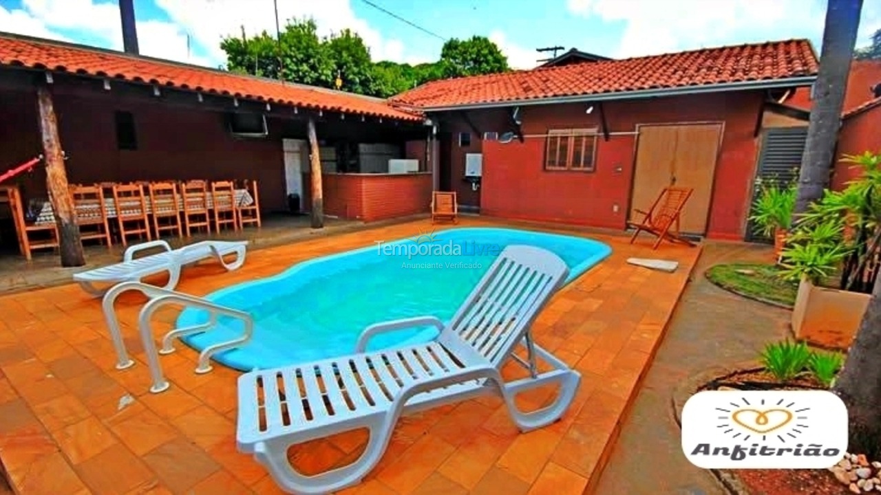 Casa para alquiler de vacaciones em Olímpia (Thermas Dos Laranjais)