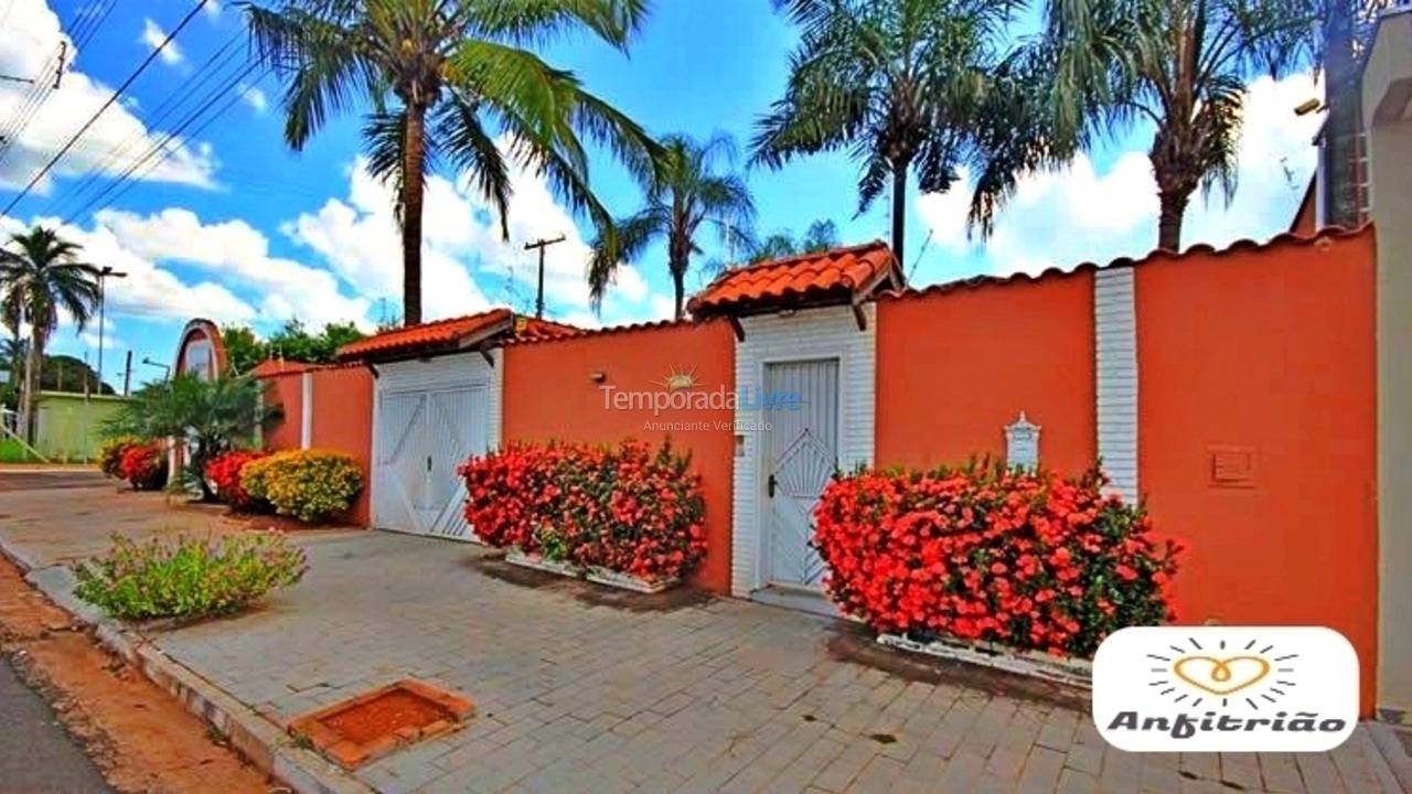 Casa para alquiler de vacaciones em Olímpia (Thermas Dos Laranjais)