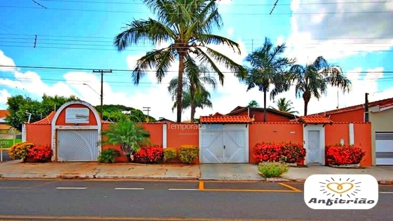 Casa para alquiler de vacaciones em Olímpia (Thermas Dos Laranjais)