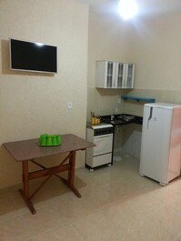 Grupo de 50 personas, 9 suites y 2 apartamentos de 1 dormitorio, salón, cocina. cuarto de baño.