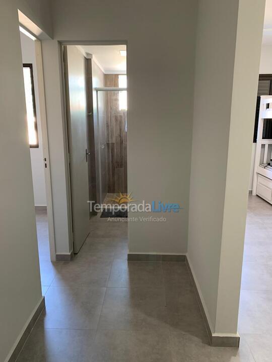 Apartment for vacation rental in Guarujá (Enseada)