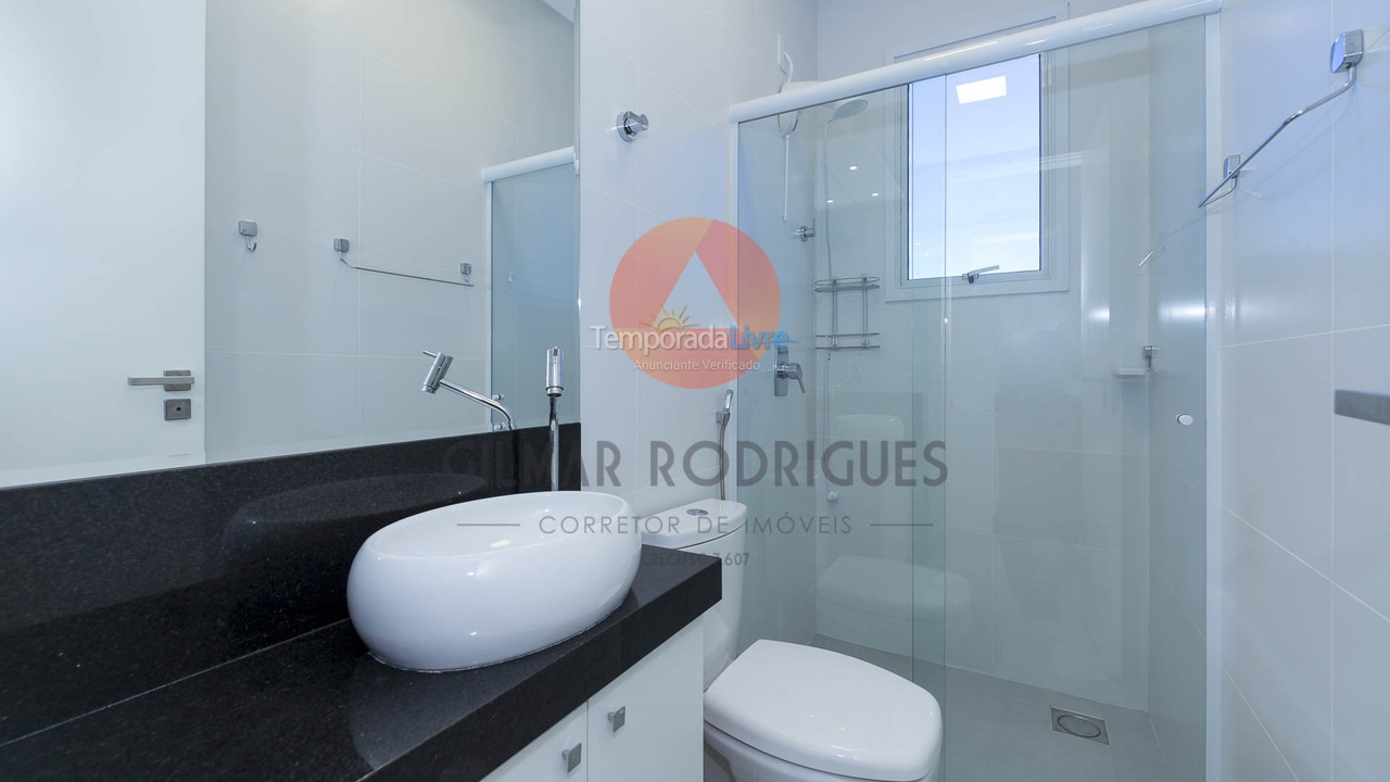 Apartamento para aluguel de temporada em Bombinhas (Canto Grande)