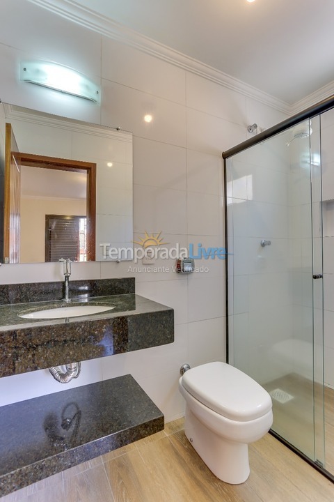 Casa para aluguel de temporada em Florianopolis (Canasvieiras)