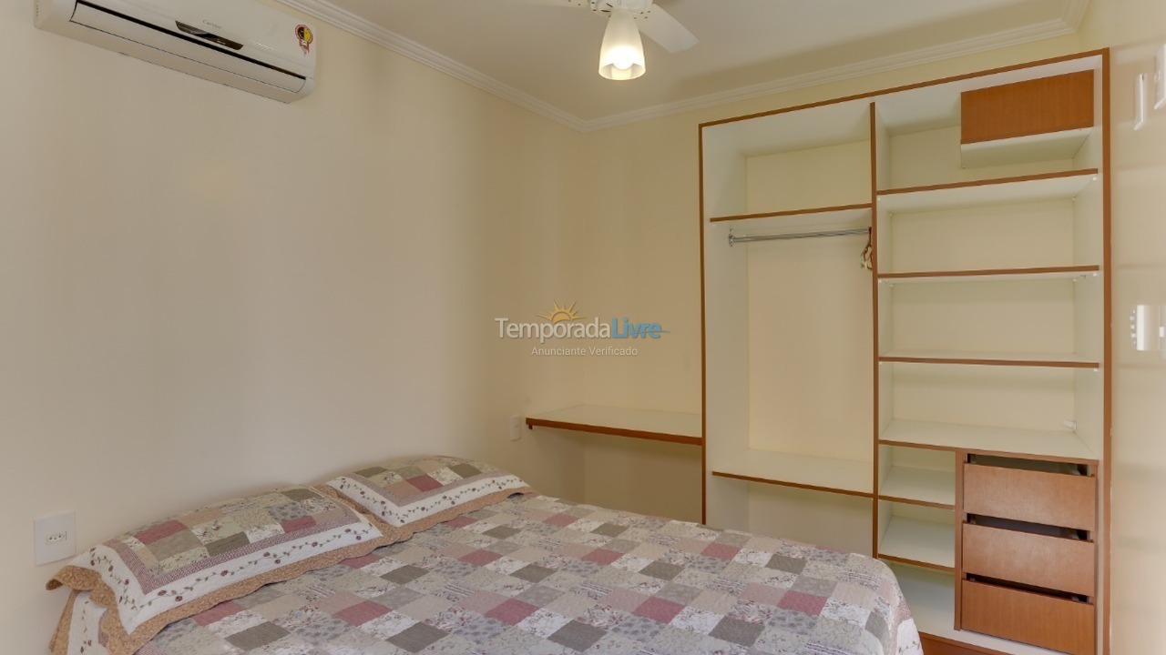 Casa para aluguel de temporada em Florianopolis (Canasvieiras)