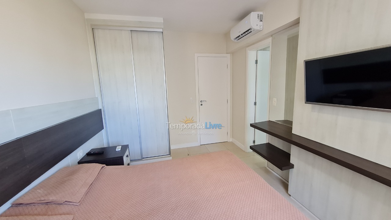 Apartment for vacation rental in Guarujá (Pitangueiras)