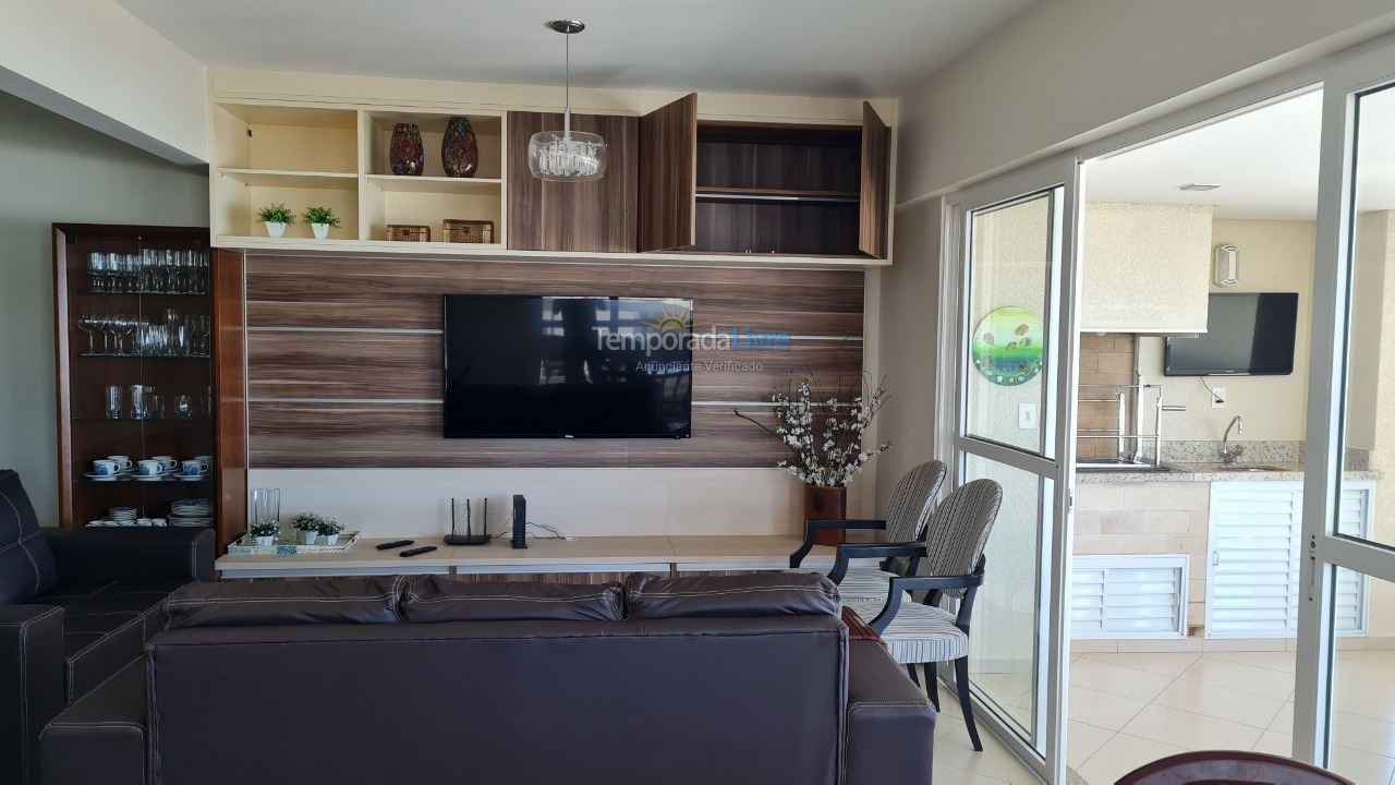 Apartment for vacation rental in Guarujá (Pitangueiras)