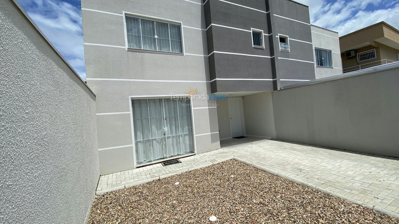 Casa para alquiler de vacaciones em Navegantes (Meia Praia)