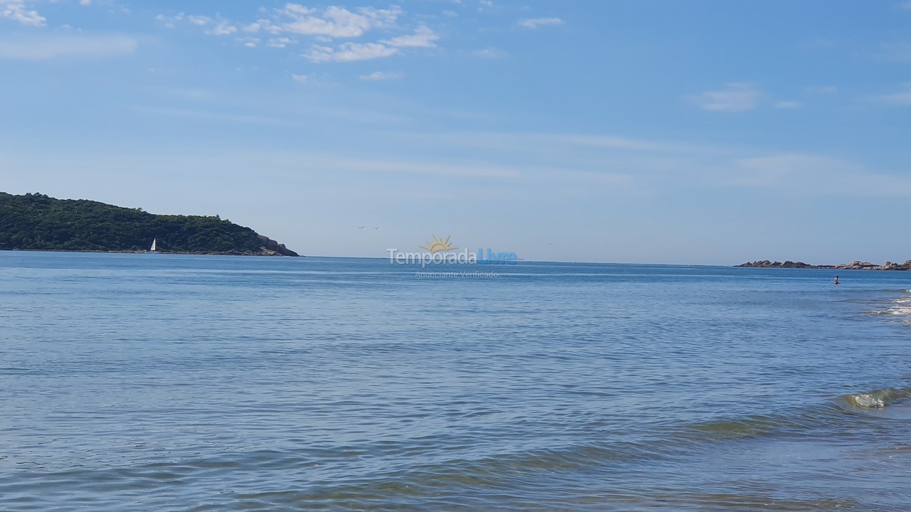 Casa para aluguel de temporada em Palhoça (Praia do Sonho)