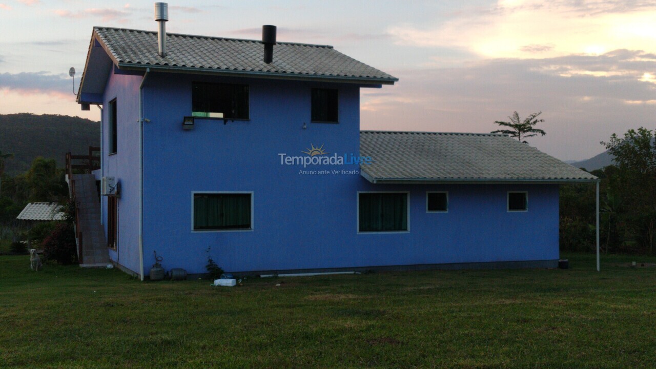 Chácara / sítio para aluguel de temporada em Imbituba (Sambaqui)