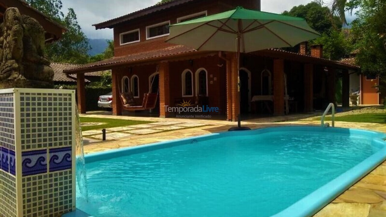 Casa para alquiler de vacaciones em Ubatuba (Praia de Itamambuca)