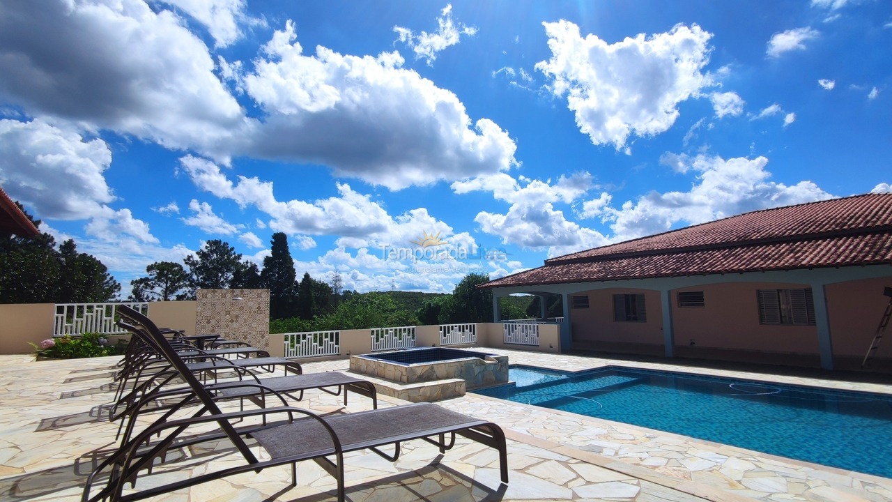 Ranch for vacation rental in Mairinque (Sebandilha)