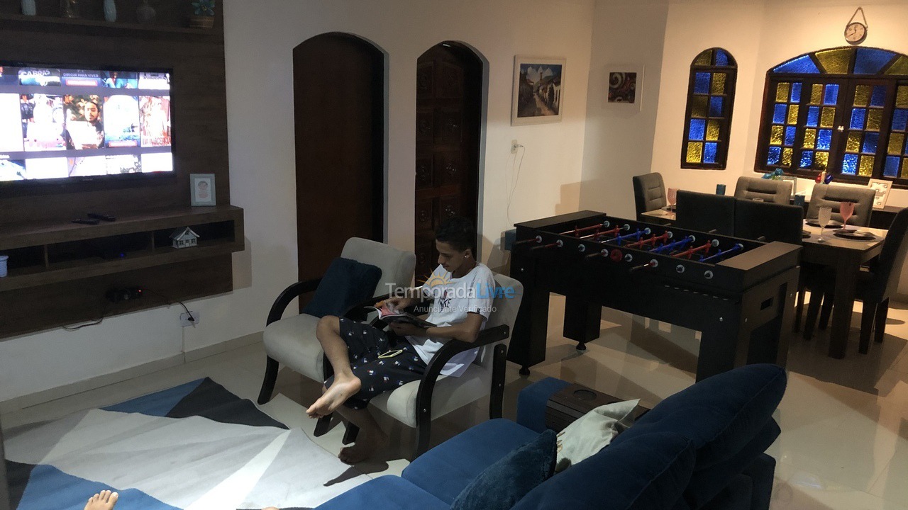 Casa para alquiler de vacaciones em Pardinho (Ninho Verde Eco Residence)