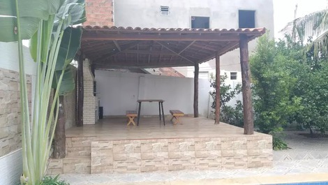 EXCELENTE CASA COM PISCINA E CHURRASQUEIRA EM ANDARAI - BAHIA