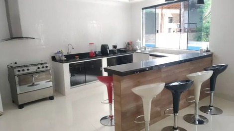 EXCELENTE CASA COM PISCINA E CHURRASQUEIRA EM ANDARAI - BAHIA