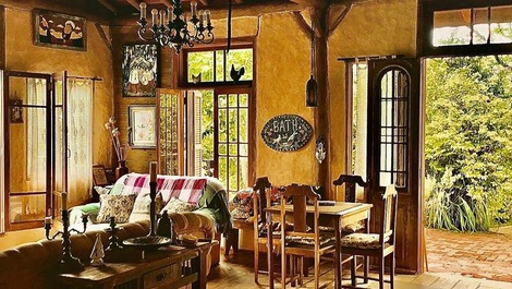 Rancho da Montanha, cascada, trabajo de internet p