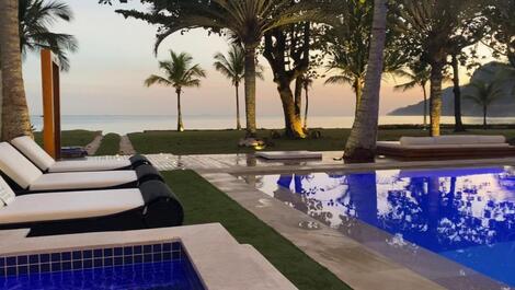 Casa Frente ao Mar para locação Praia de Guaeca