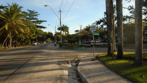 Excelente casa com 05 suítes com ar, na praia do mundai.