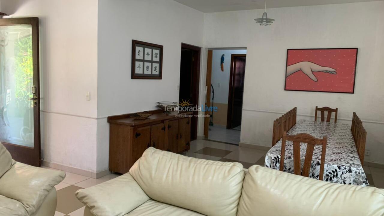 Casa para alquiler de vacaciones em São Sebastião (Juquehy)