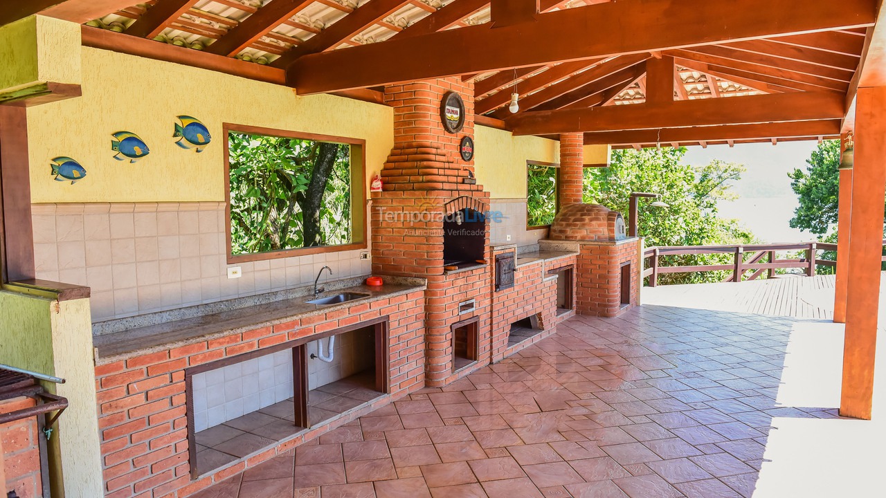 Casa para alquiler de vacaciones em Ilhabela (Praia Grande)