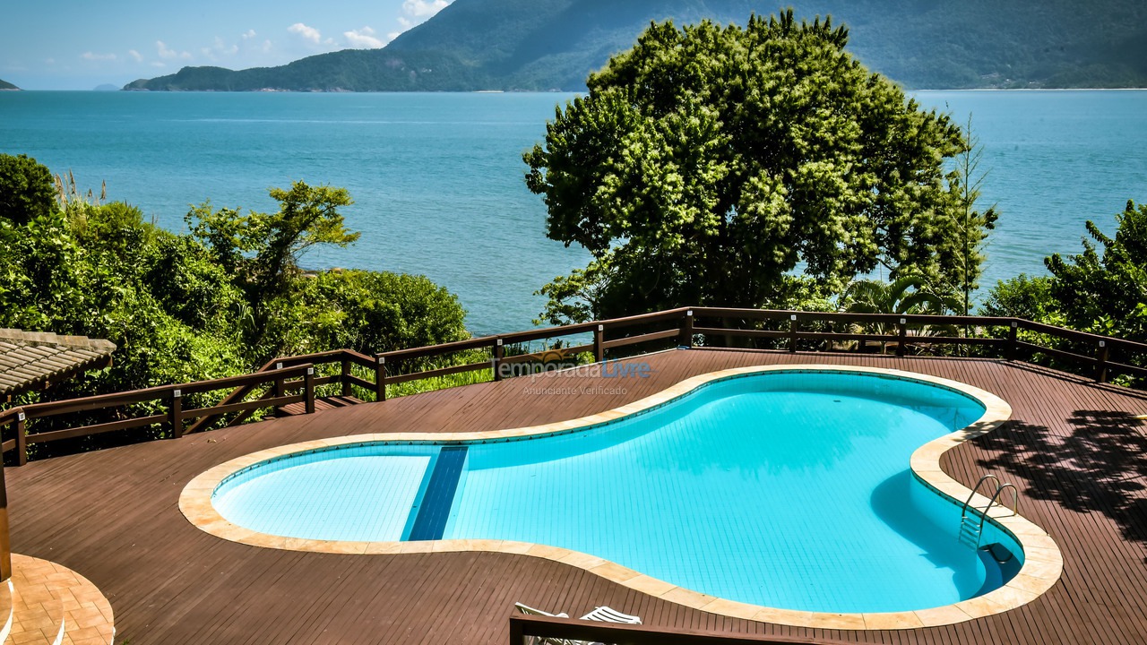 Casa para alquiler de vacaciones em Ilhabela (Praia Grande)