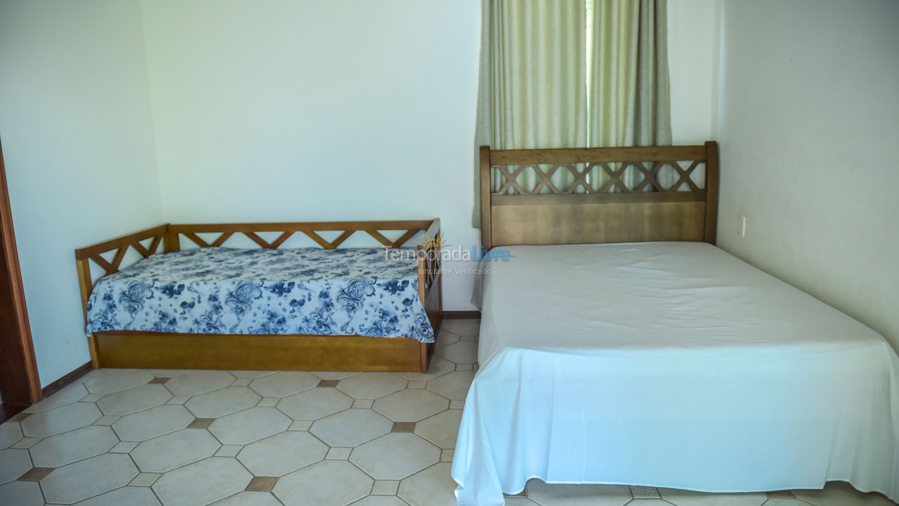 Casa para alquiler de vacaciones em Ilhabela (Praia Grande)