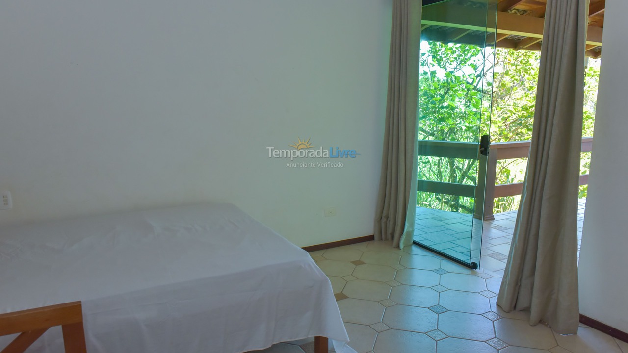 Casa para alquiler de vacaciones em Ilhabela (Praia Grande)
