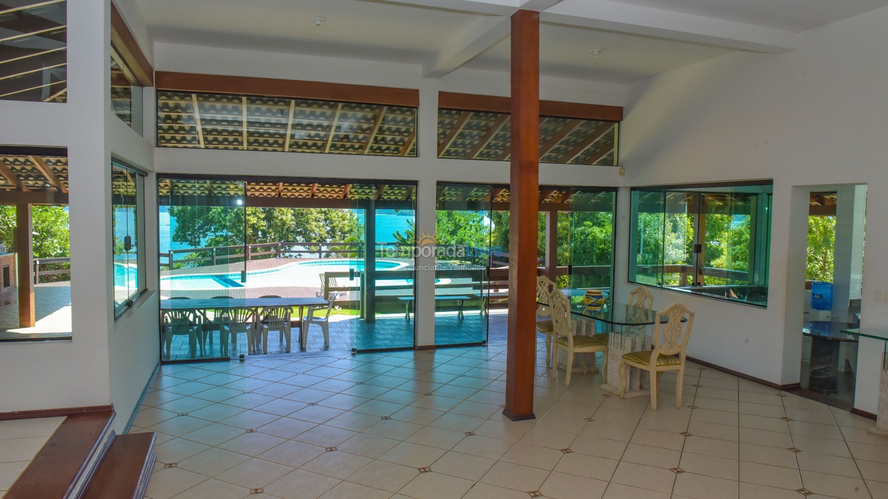 Casa para alquiler de vacaciones em Ilhabela (Praia Grande)