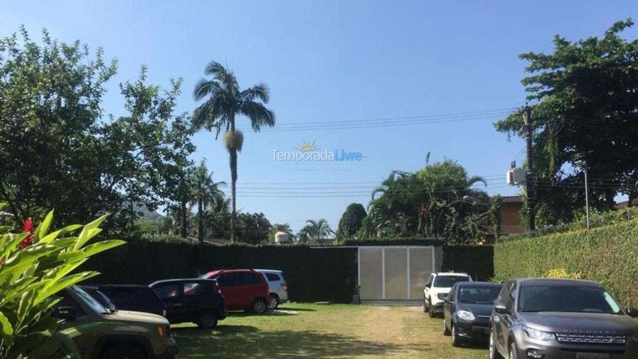 Casa para alquiler de vacaciones em São Sebastião (Juquehy)