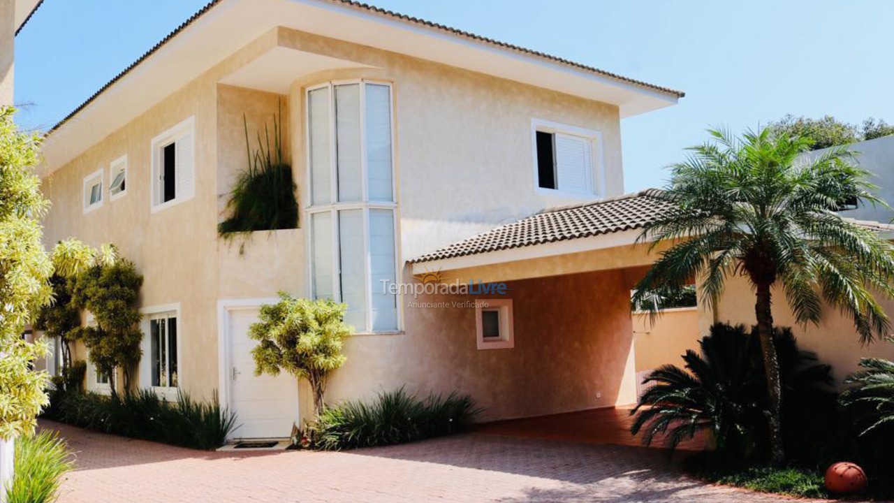 Casa para aluguel de temporada em São Sebastião (Maresias)