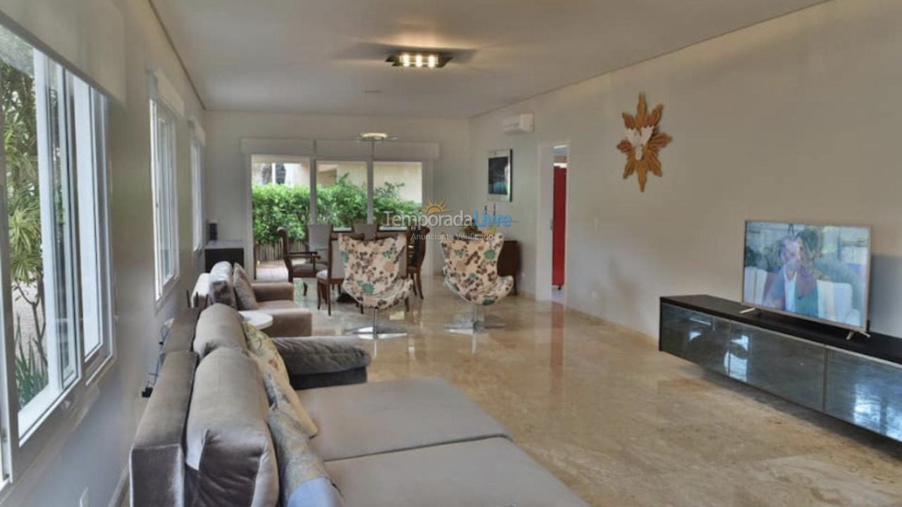 Casa para aluguel de temporada em São Sebastião (Maresias)