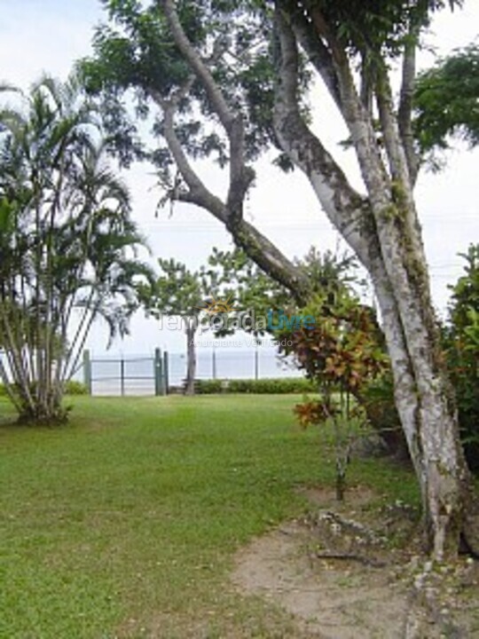 Casa para aluguel de temporada em Ubatuba (Enseada)