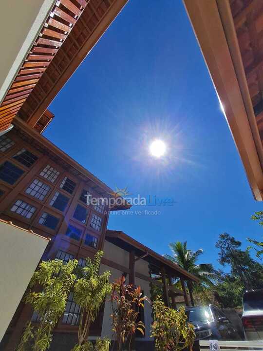 Casa para aluguel de temporada em Ubatuba (Enseada)